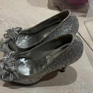 Silver Glitter Bow Peep-Toe Heels